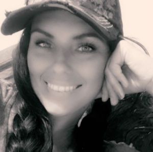 Meet your Posher, Monica